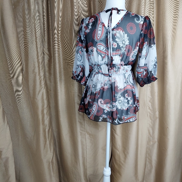 Sushi flowers Red & Black Print Detail blouse size S - Picture 4 of 9
